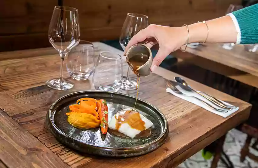 Le restaurant - Le Pré Gourmet - restaurant SAINT-MARCEL-DE-FELINES - manger a SAINT-MARCEL-DE-FELINES
